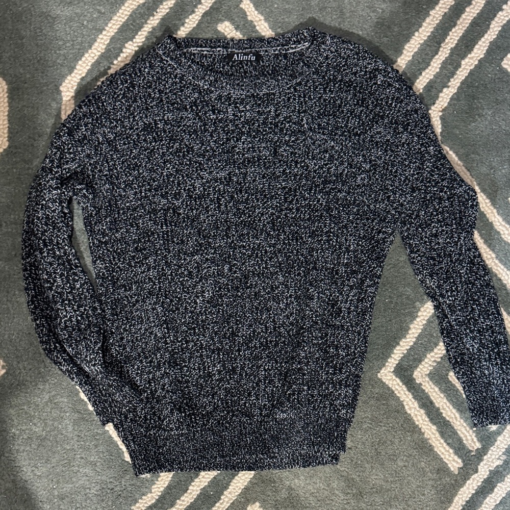 Alinfu Black and White Knit Sweater